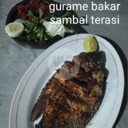 Gurami Bakar