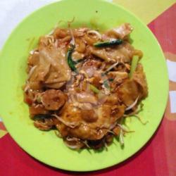 Kwetiaw Pangsit Goreng