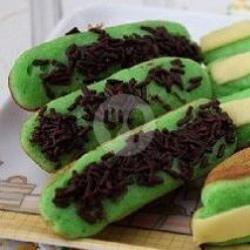 Pukis Pandan Coklat Meses