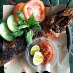 Lele Bakar Madu Sambal