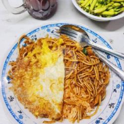 Nasi Goreng Krengsengan   Telur   Es Teh