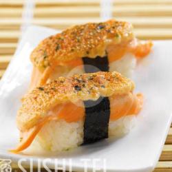 Salmon Mentai Sushi