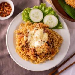 Mie Goreng Ayam Geprek Mozzarella   Telur