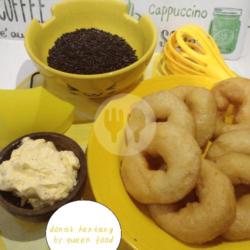 Donat Kentang Mesis /gula