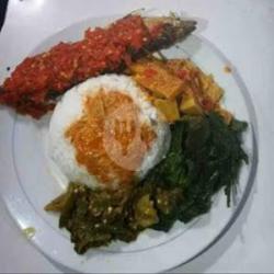 Nasi Ikan Kembung Sambel Merah