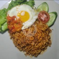 Mie Goreng Joedes Telur Ceplok Penyet