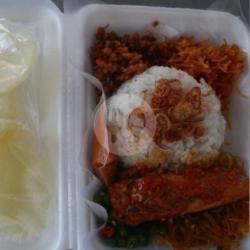 Nasi Uduk Tongkol Balado