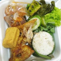 Paket Special Ayam Penyet Free Minum