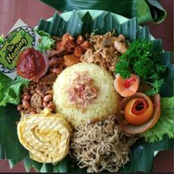 Nasi Kuning Empal Suwir