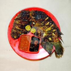 Ikan Gurame Bakar