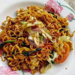 Mie Goreng Pedes Banget