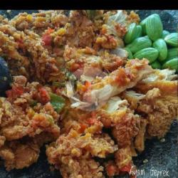 Ayam Geprek Jumbo   Pete Mercon