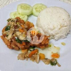 Ayam Geprek Sambal Matah ( Paha Bawah )   Nasi