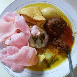 Ketupat Sayur Padang Rendang Daging Telur Tahu