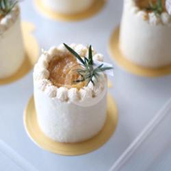 Pineapple Cake