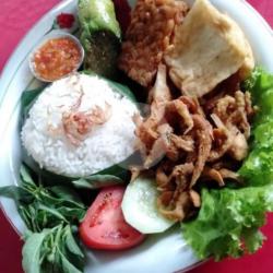 Nasi Wader Crispy Nikmat Plus Free Sambal