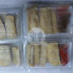 Lumpia Dimsum Frozen 5 Pcs   Mix Saus