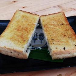 Gandum Black Mozarella