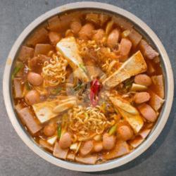 Buddae Jjigae - Spicy Sausage Stew