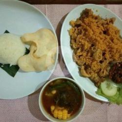 Nasi Cumi Goreng Kremes