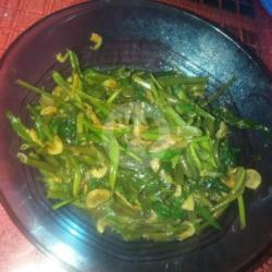 Tumis Kangkung Udang Rebon