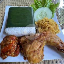 Sego Serundeng Ayam