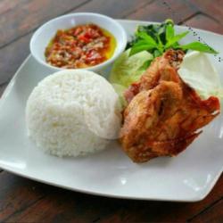 Paket Lengkap Ayam Goreng Dada Sambal Korek