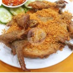 Ingkung Ayam Kampung Kremes