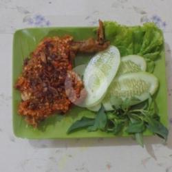 Bebek Goreng Sambel Pedas