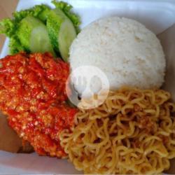 Paket Indomie Plus Ayam Geprek Crispy