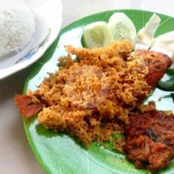 Paket Nasi Ikan Nila Kremes