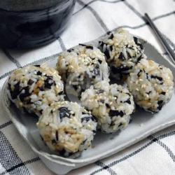 Jumeokbap Korean Rice Balls