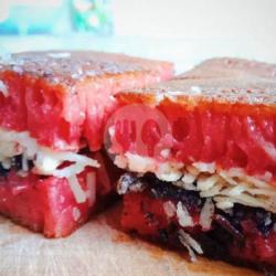 Martabak Redvelvet Kacang Coklat Susu