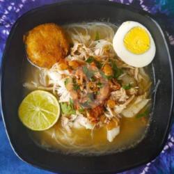 Soto Banjar Jumbo Lontong