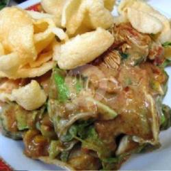 Gado-gado Lontong Telor