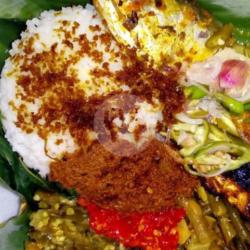 Nasi   Ikan Kembung Goreng