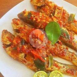 Ikan Gembung Balado