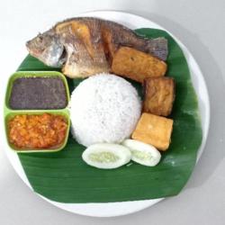 Nasi   Ikan Nila Cabe Caplak