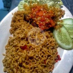 Mie Ayam Penyet