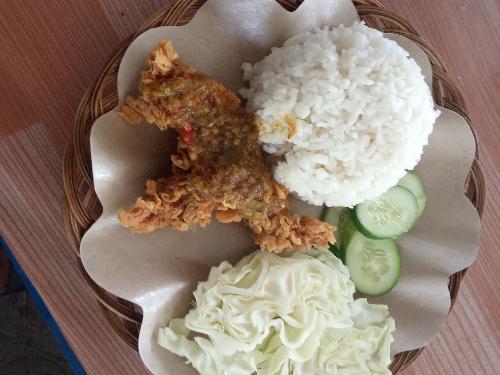 Ayam Geprek Dan Seblak