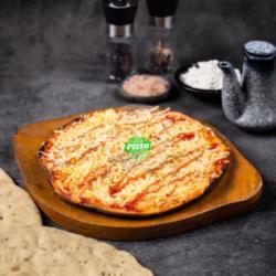 Thin Crust Pizza Keju