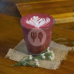 Hot Red Velvet Latte