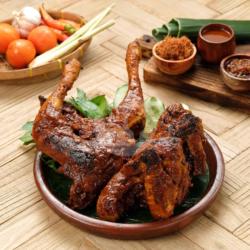 1 Ekor Ayam Kampung Bakar Spesial