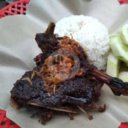 Bebek Bumbu Hitam