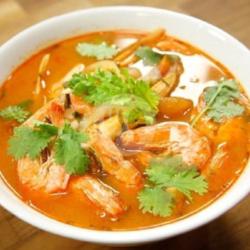 Soup Tom Yum Ayam