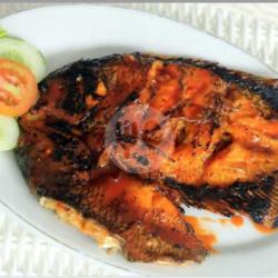 Gurame Bakar Madu