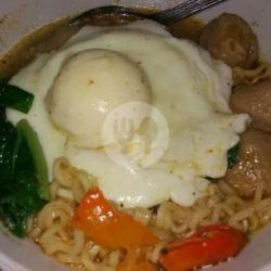 Indomie Kari Telor Bakso Usus Ayam