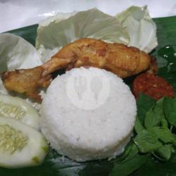 Ayam Lalapan Sambel Pete Uleg