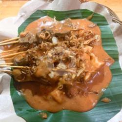 Sate Pical Daging   Ketupat