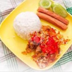 Nasi Lalapan Telor Sosis Geprek  Air Mineral